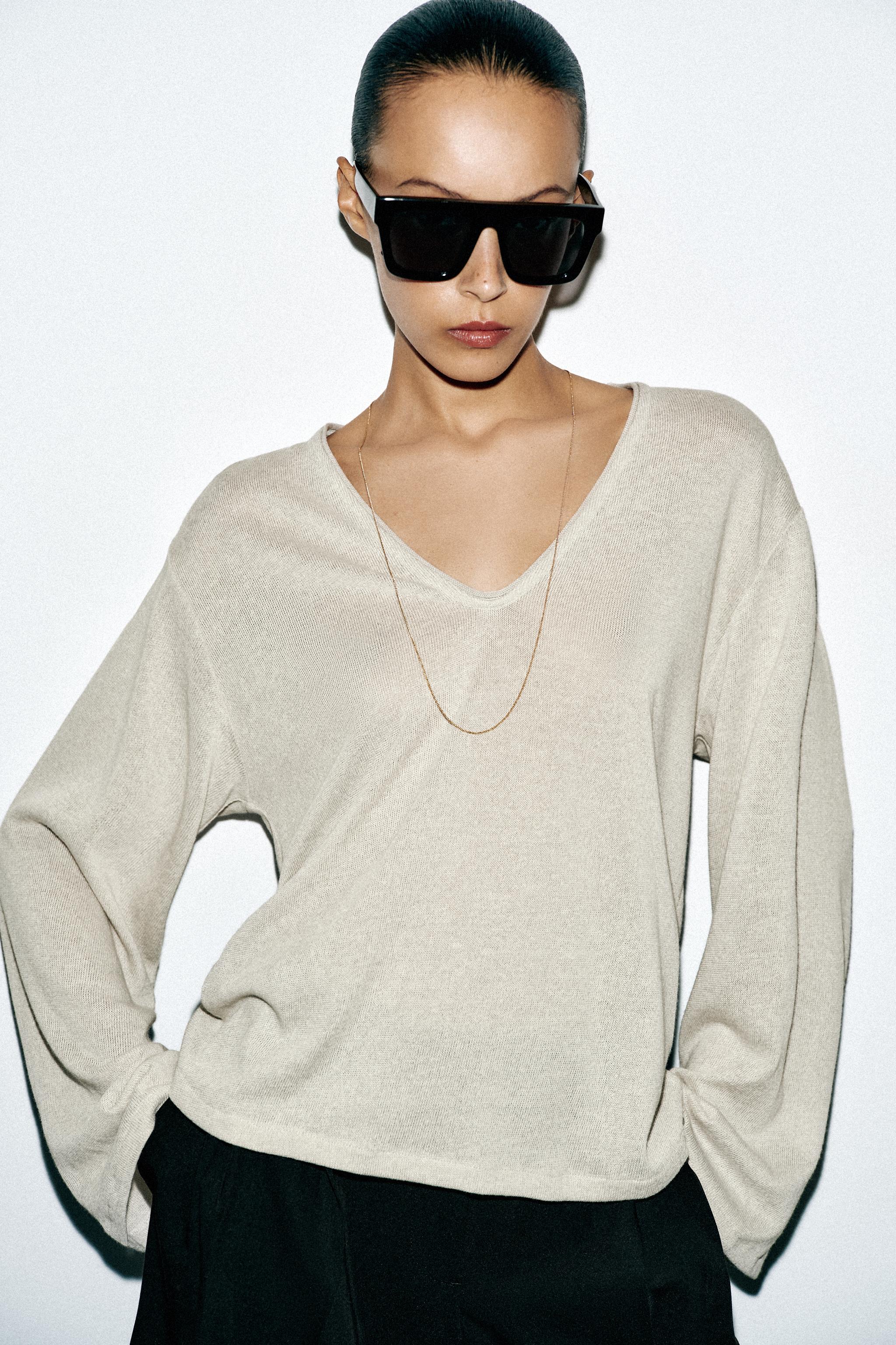 T-SHIRT RUSTIQUE COL EN V